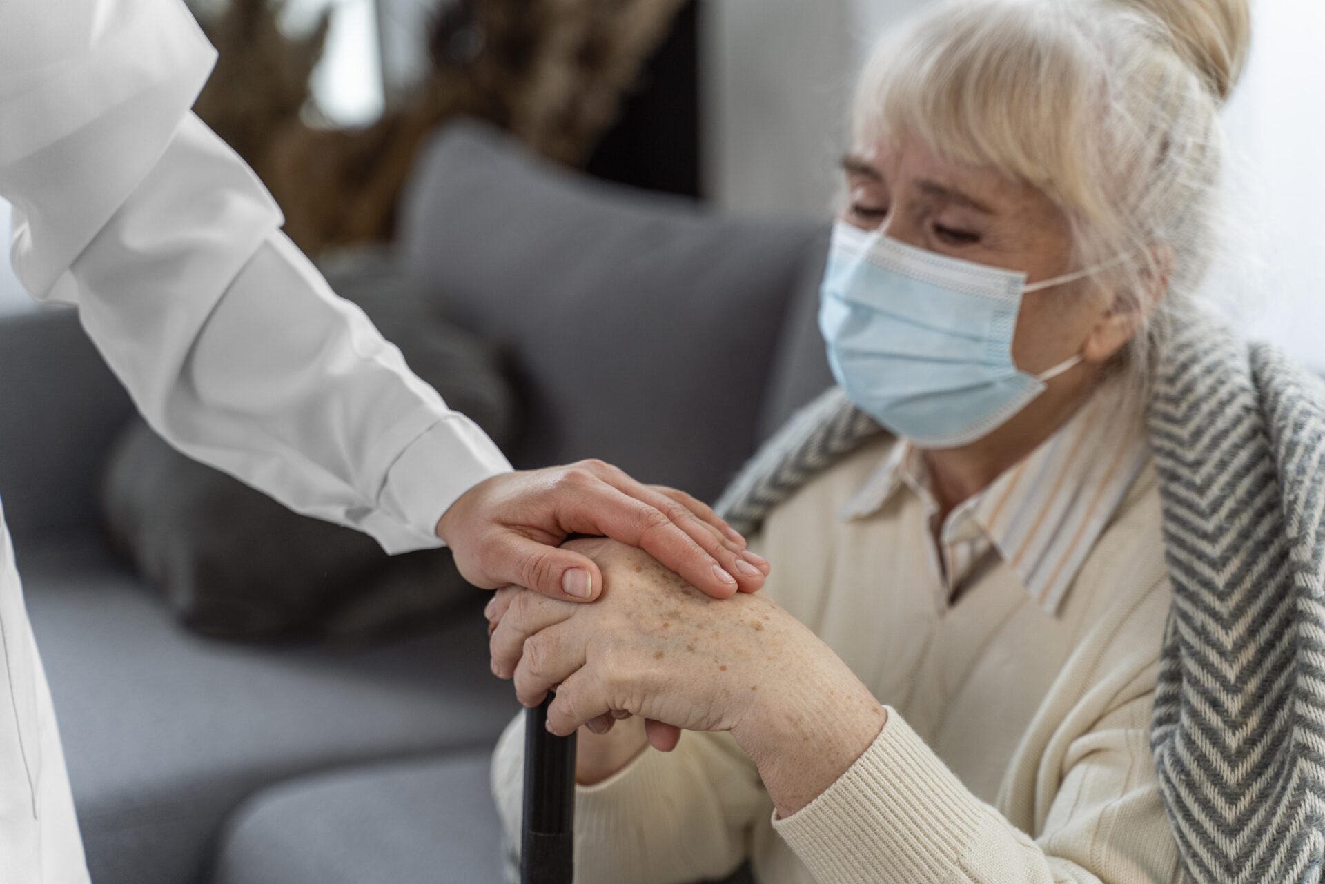 doctor-taking-care-senior-woman-scaled